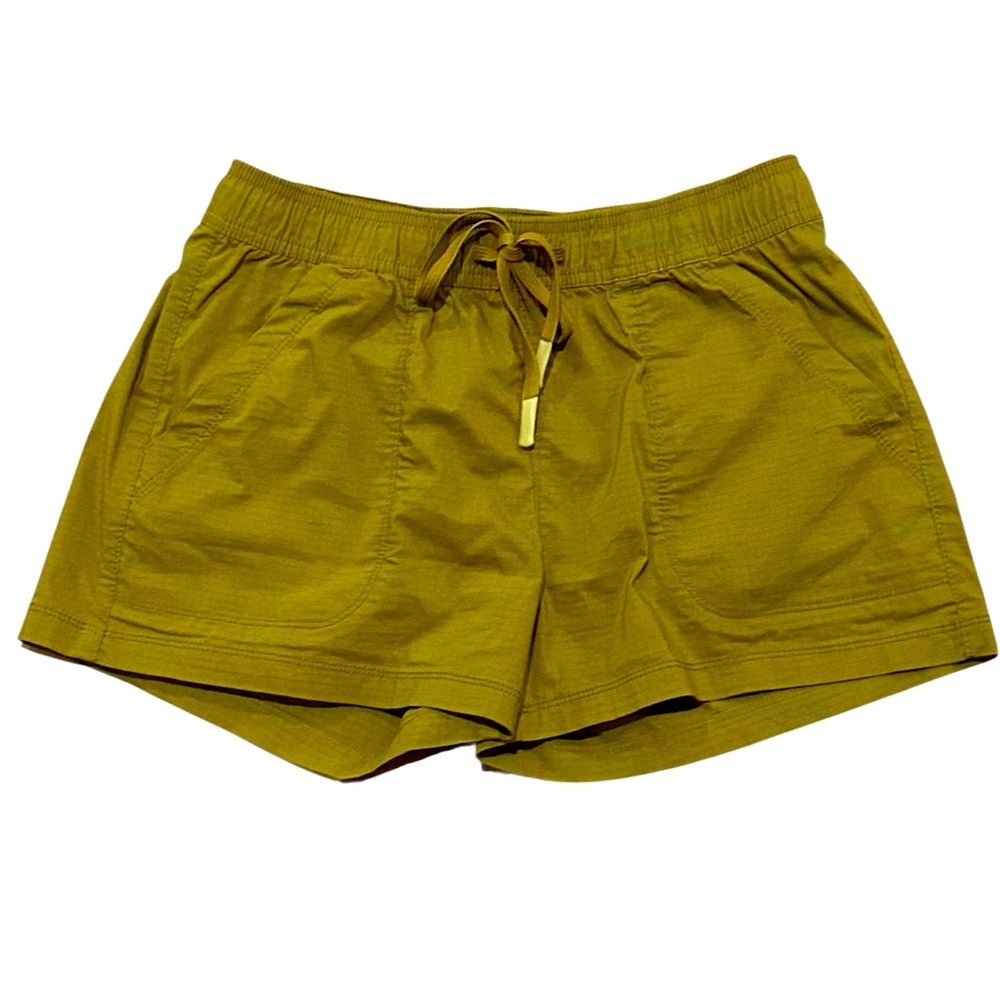 Title Nine Shorts M